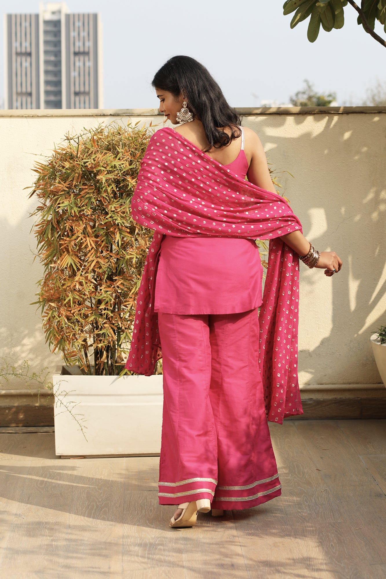 Gulabi Short Kurta Set