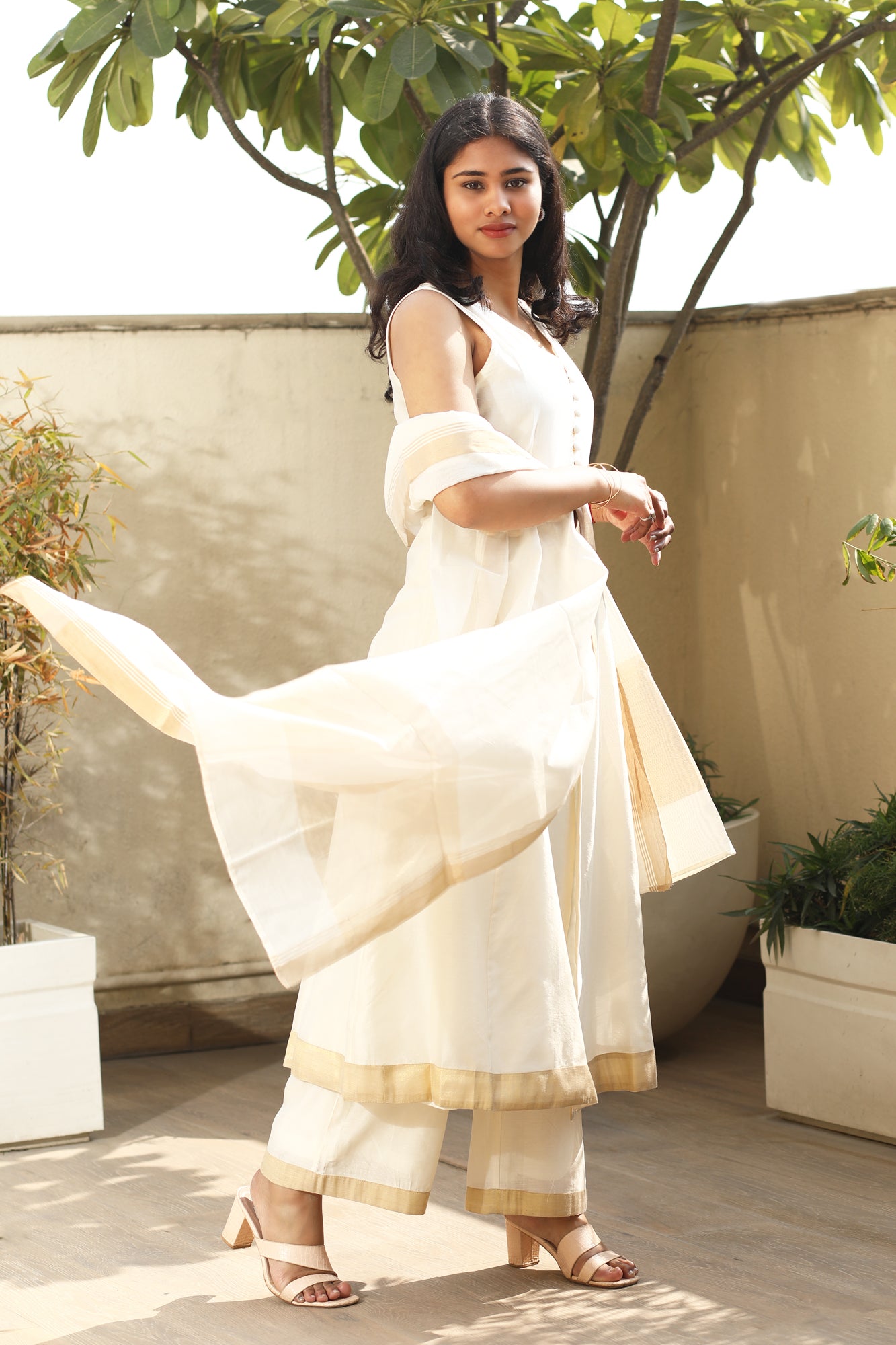 Elara Ivory Set
