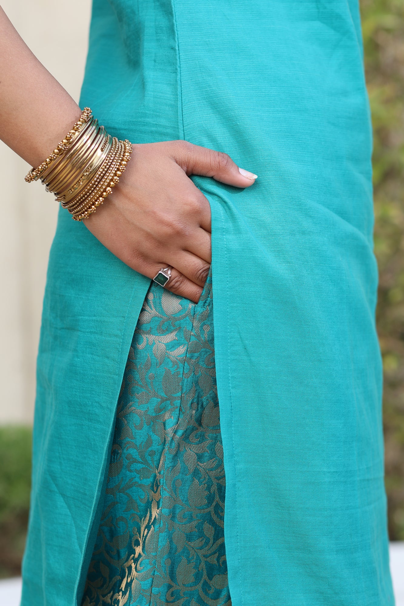 Vaanya Teal Brocade Set